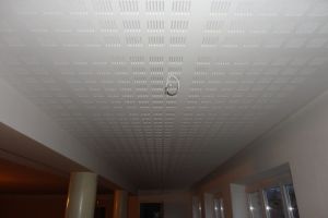 Akustický bezesparý podhled