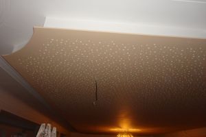 Akustické úpravy stropu, v Kulturním domě